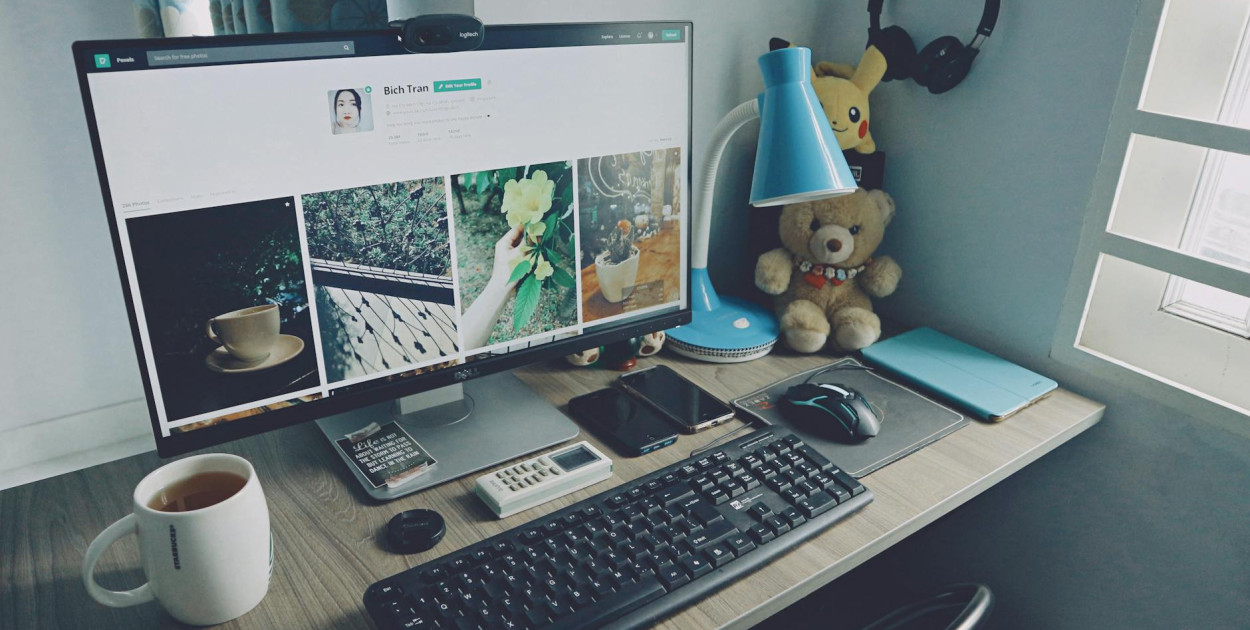 Przewodnik po zasilaczach awaryjnych UPS: Co warto wiedzieć?