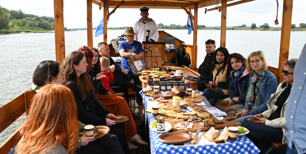 Wizyta studyjna w Dolinie Dolnej Wisły: wyjątkowa podróż kulinarno-turystyczna