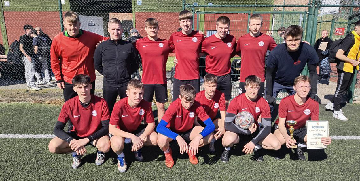 ZS 2 Chełmno mistrzem powiatu. Zacięty finał z I LO