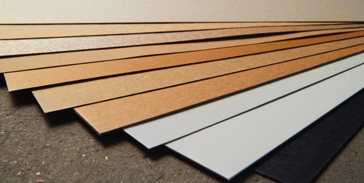 Rodzaje płyt wiórowych: czym są, ich właściwości i zastosowania