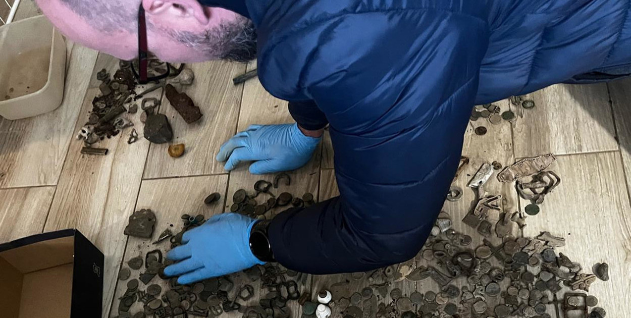 Czy mieszkaniec Chełmna poszukiwał skarbów legalne? Postępowanie to ustali