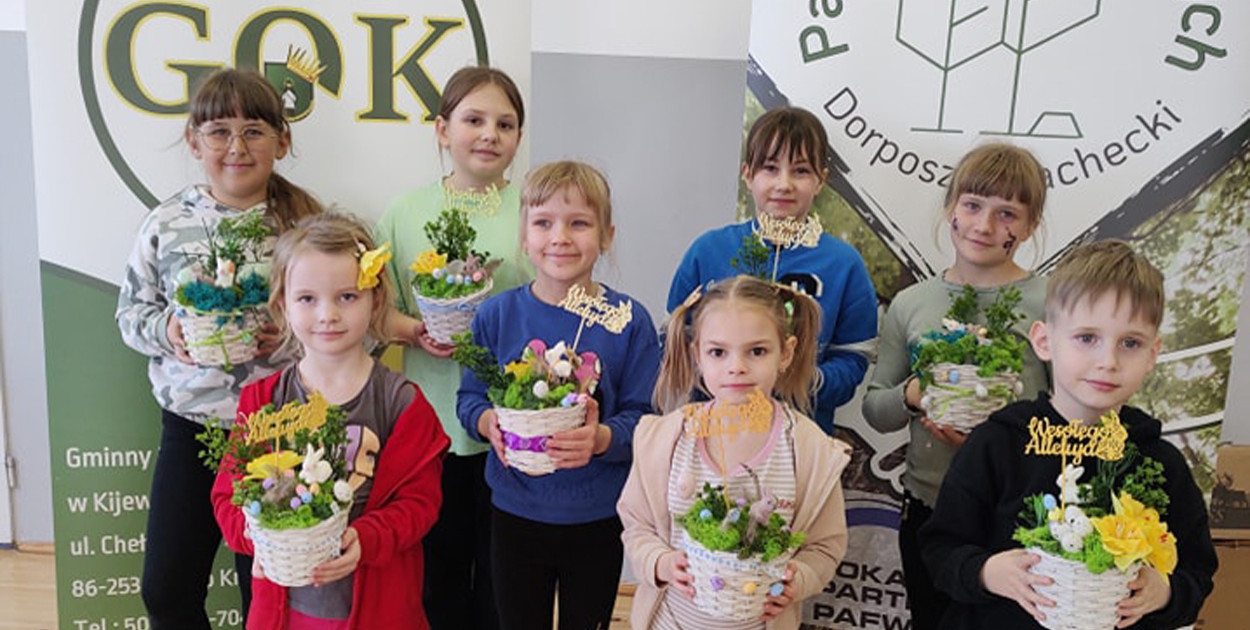 Kolorowe przygotowania do Wielkanocy w Dorposzu Szlacheckim