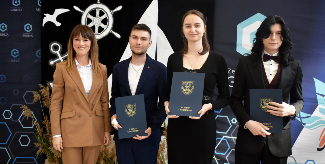 Pożegnanie absolwentów ZS CKZ w Grubnie 