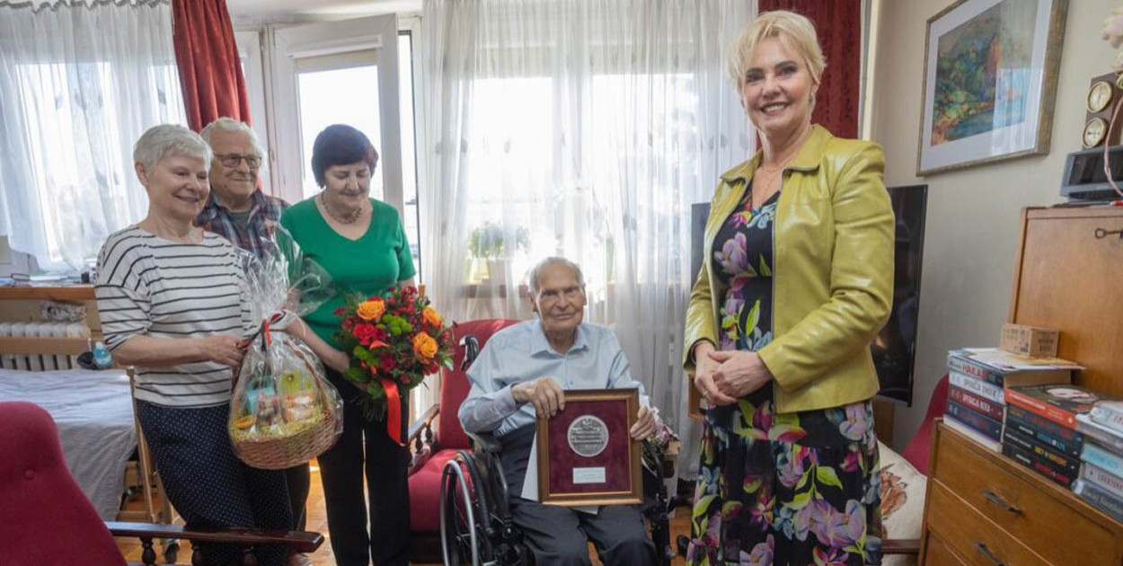 Nestorzy z medalem Unitas Durat