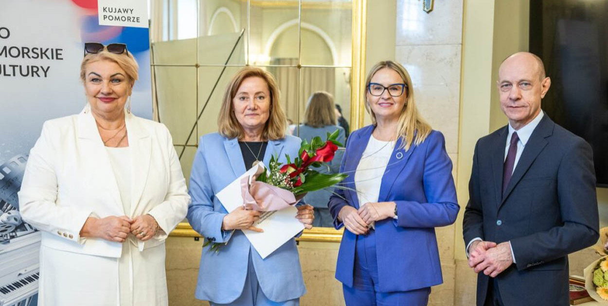 Kto czyta, żyje podwójnie! Bibliotekarze z nagrodami Marszałka