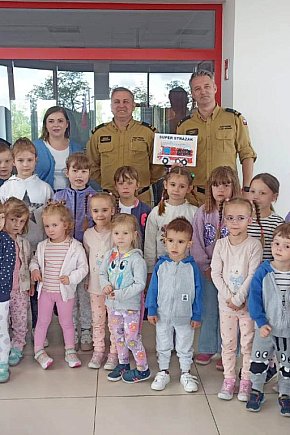 Przedszkolaki z wizytą w Komendzie Powiatowej PSP w Chełmnie-9171