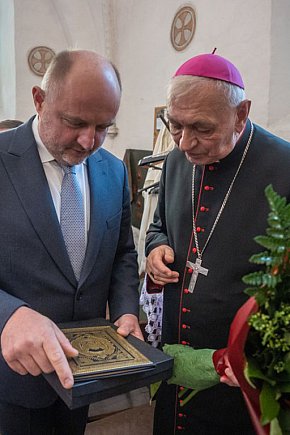 Sześć dekad kapłańskiej posługi biskupa Andrzeja Suskiego-9435