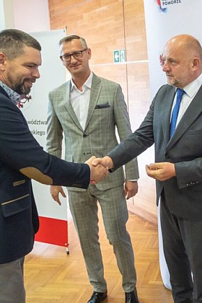 Wsparcie dla pszczelarstwa-9470