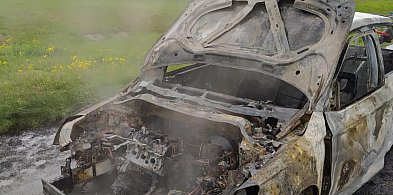Płonący samochód sparaliżował autostradę A1-82321