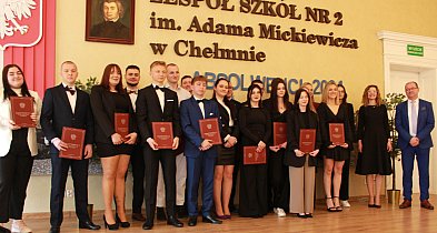 Pożegnanie uczniów klas maturalnych w ZS nr 2 w Chełmnie-82499