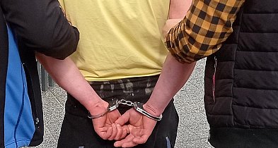Areszt dla młodego mężczyzny za handel narkotykami -82606