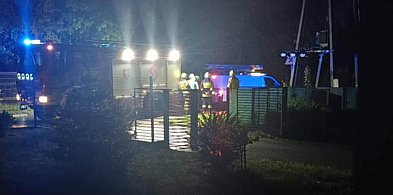 Czujność przy nocnej zmianie: pożar transformatora zaskoczył strażaków z Unisławia-92080