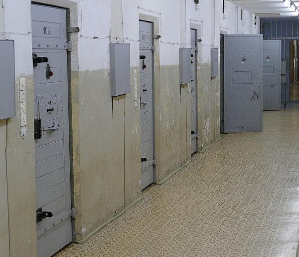 Polska na szczycie niechlubnego rankingu. Chodzi o więźniów-92100