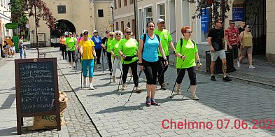 Z kijkami wokół murów miasta. Brawa dla uczestników!-92967
