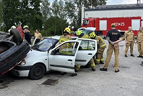 Wczoraj na terenie Komendy Powiatowej PSP w Chełmnie odbyły się warsztaty medyczne-93140