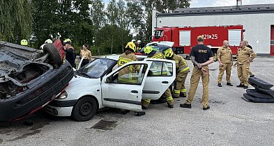 Wczoraj na terenie Komendy Powiatowej PSP w Chełmnie odbyły się warsztaty medyczne-93140