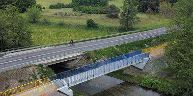 Kładka gotowa, droga przebudowana-93218