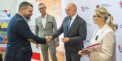 Wsparcie dla pszczelarstwa-93415