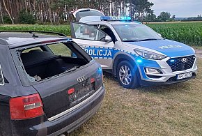 Był nietrzeźwy, miał zakaz prowadzenia pojazdów i jechał autem niedopuszczonym...-93587