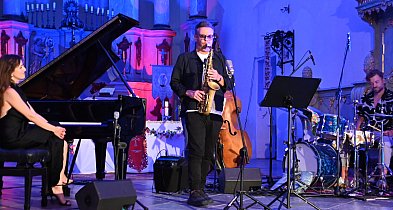 Aga Derlak / NEURODIVERGENT: koncert na zakończenie 9 Hills Festival-94637