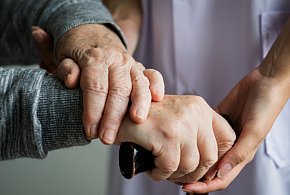 Ponad 2 tys. zł miesięcznie. Seniorzy i ich rodziny czekali na to latami-94676