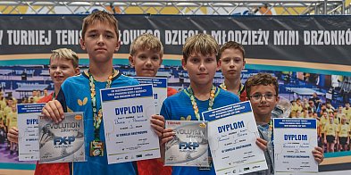 Nasi wygrywają Międzynarodowy Turniej Mini Drzonków CUP [zdjęcia]-95011