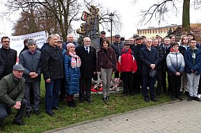 Obchody 44. rocznicy wprowadzenia stanu wojennego-10628