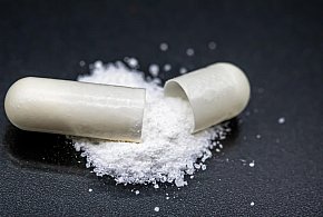 Salmonella w popularnym suplemencie. „Nie należy spożywać”-97638