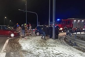 Zderzenie dwóch samochodów na skrzyżowaniu z DK 91 w Chełmnie