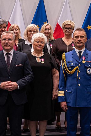 Mieszkańcy województwa uhonorowani odznaczeniami państwowymi-10196