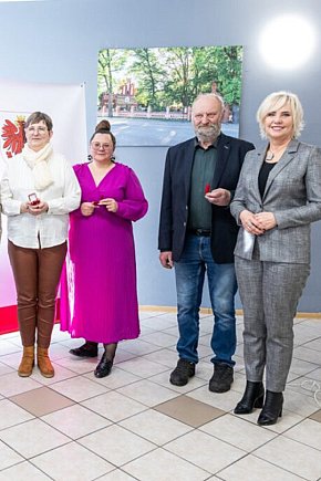 Odznaki dla liderów lokalnej społeczności (zdjęcia)-10487