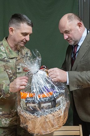 Nasze najlepsze życzenia dla żołnierzy USA-10520