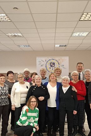 Sympatyczny czas spędzony z seniorami-10557