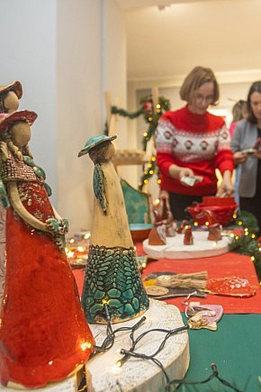 Przedsmak Bożego Narodzenia na wystawie rękodzieła-10590