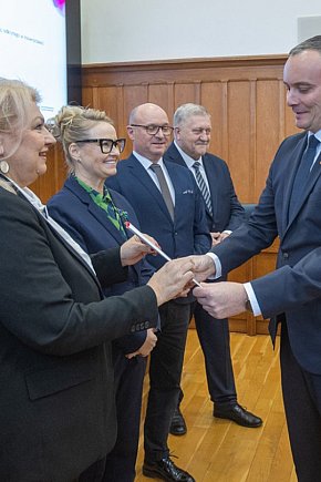 FEdKP: rewitalizacja, innowacyjność i ochrona zdrowia-10778