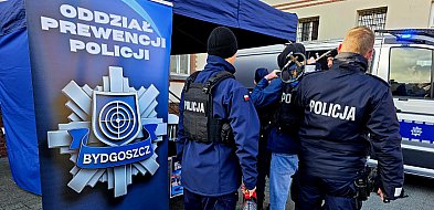 Dzień otwarty w KPP w Chełmnie z udziałem uczniów „mundurówki"-97682