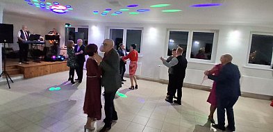 Rozwijamy pasje – taneczny wieczór seniorów w Kałdusie-97815