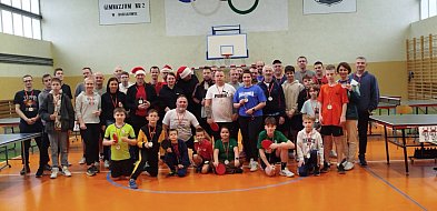Za nami IV Mikołajkowy Amatorski Turniej Tenisa Stołowego!-98352