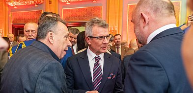 Starosta Chełmiński i Przewodniczący Rady Powiatu na spotkaniu świątecznym-98646