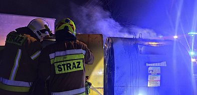 Pożar śmietnika w Płutowie. Szybka interwencja strażaków OSP Kijewo Król.-99064