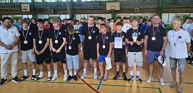 “CZWÓRKA” na podium w grupie srebrnej. Marceli Wilma królem strzelców