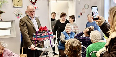 Najlepsze życzenia dla wszystkich Babć i Dziadków!