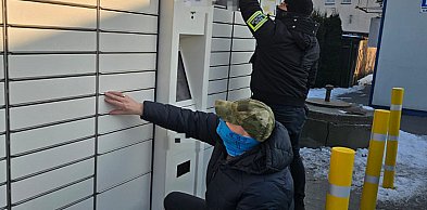 Nielegalne przesyłki z narkotykami trafiały do paczkomatów