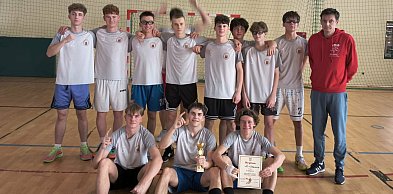 Drużyny I LO Chełmno mistrzami powiatu w koszykówce