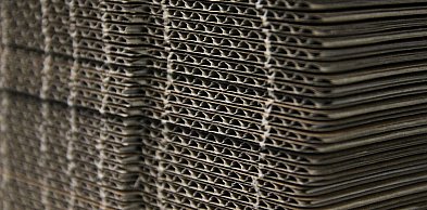 Tektura w obiegu zamkniętym - jak firmy mogą odzyskiwać surowiec?