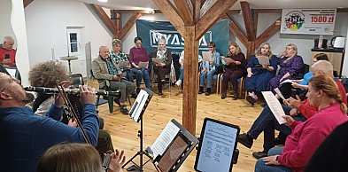 Dołącz do zespołu ludowego w Unisławiu