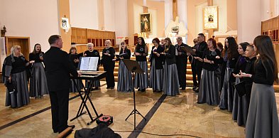 Wieczór pasyjnej zadumy w parafii Świętego Józefa