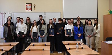 Ortografia ma swoich mistrzów. XXI edycja konkursu o Złote Pióro Starosty