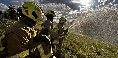 Strażackie ćwiczenia doskonalące współpracę