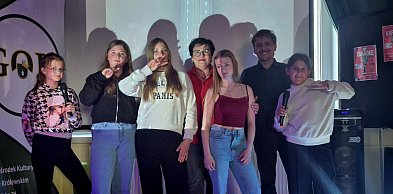 Karaoke – muzyka i śpiew dobre na wszystko